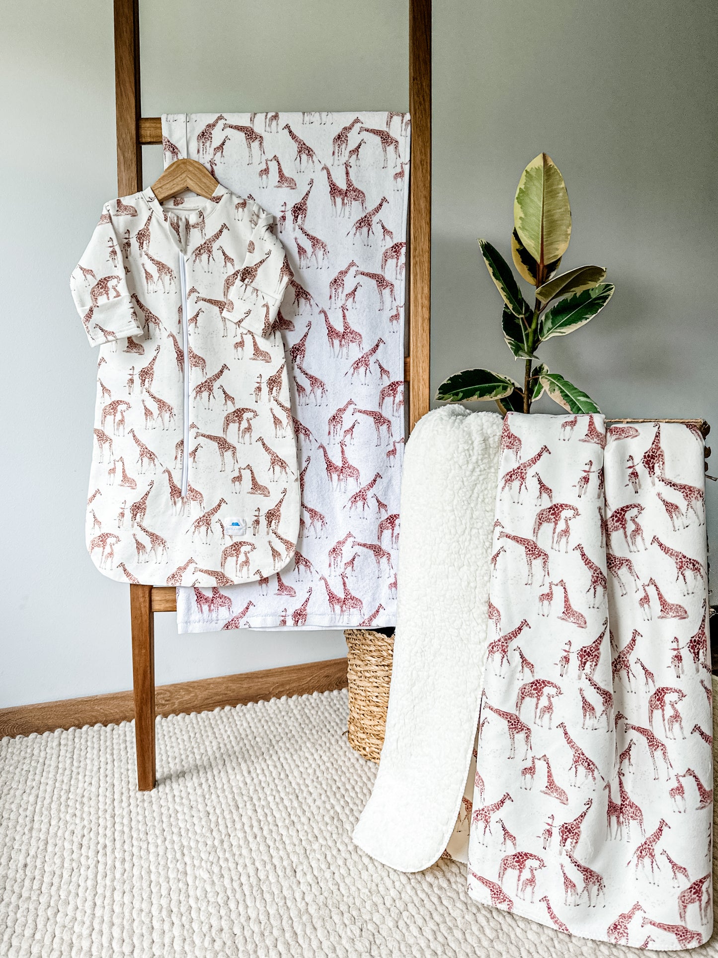 Warm Baby Set with Giraffes