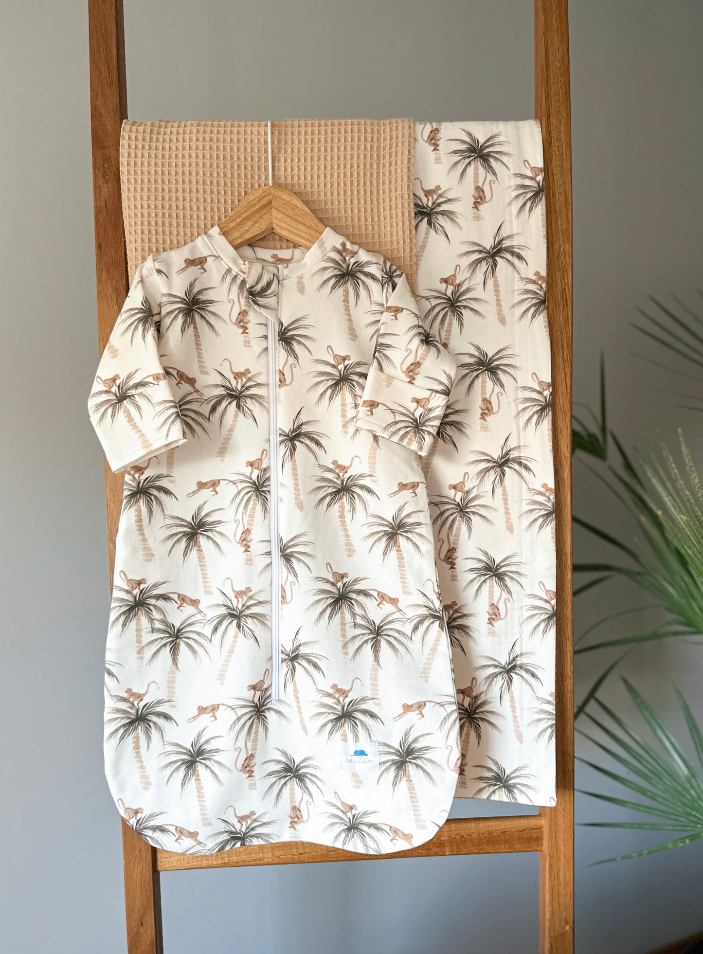 Gift box MONKEYS AND PALMS (set of 3 items)