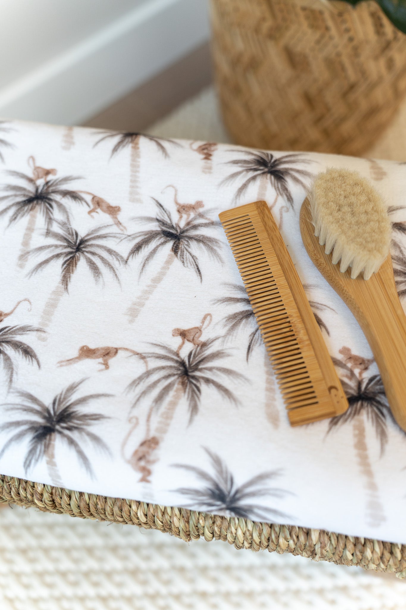 Eco towel with monkeys