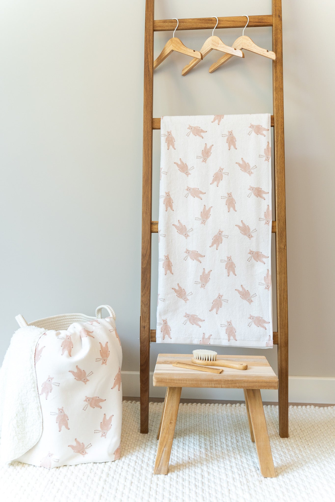 Eco towel with caramel bears