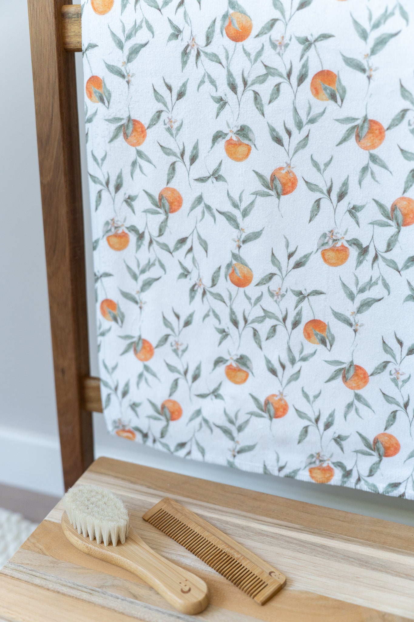 Eco towel with oranges