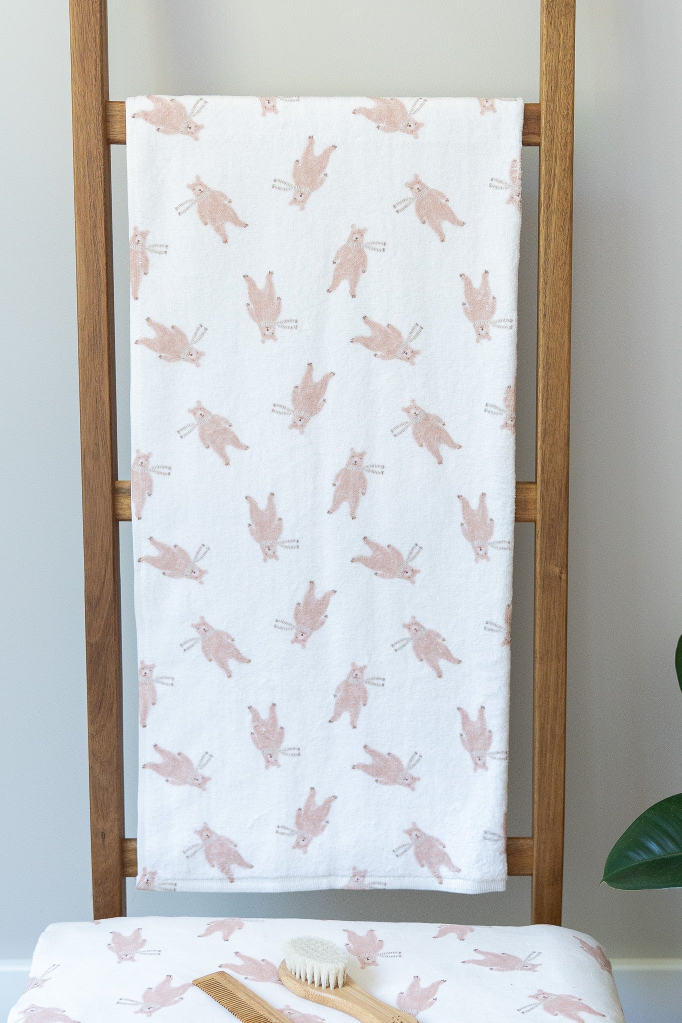 Baby terry towel with polar bears