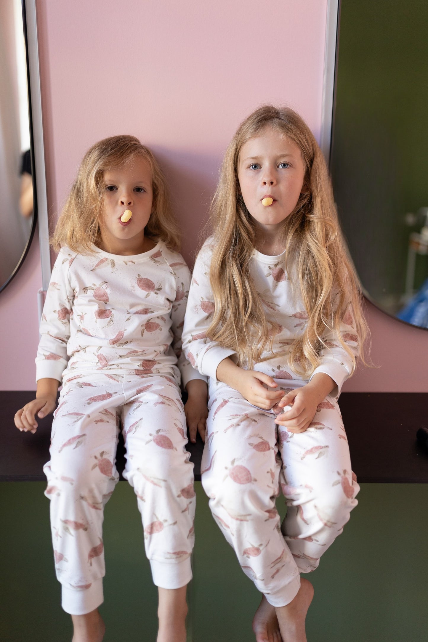 Pajama Pink Turtles