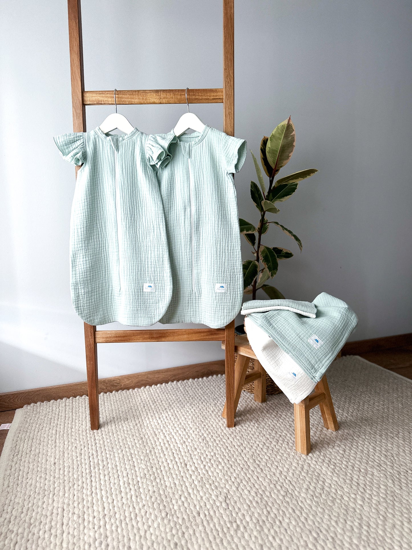 Baby Set Muslin Twins