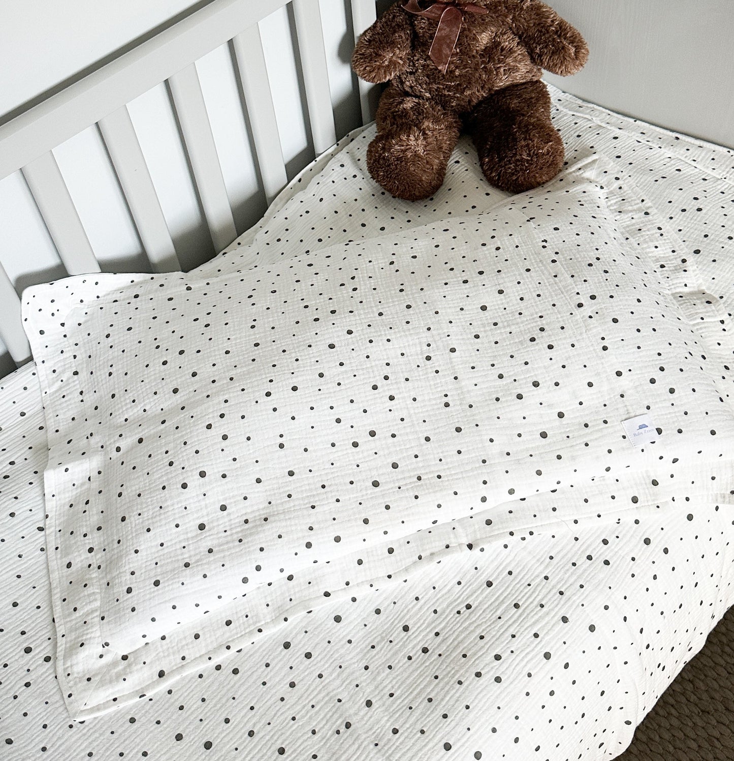 White Muslin Kids Bedding Set with Decorative Edge and Polka Dots | Soft Cotton Nursery Bedding