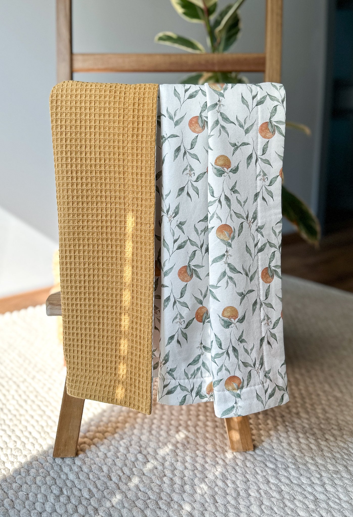 Mini Warm Set Oranges with Waffle Blanket