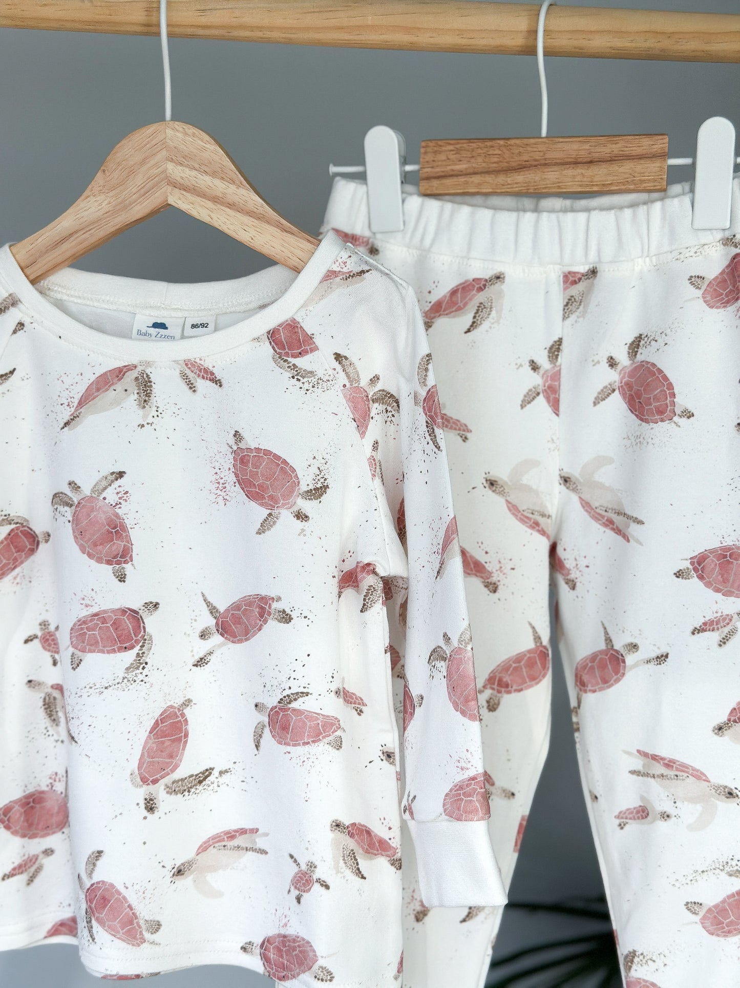 Pajama Pink Turtles