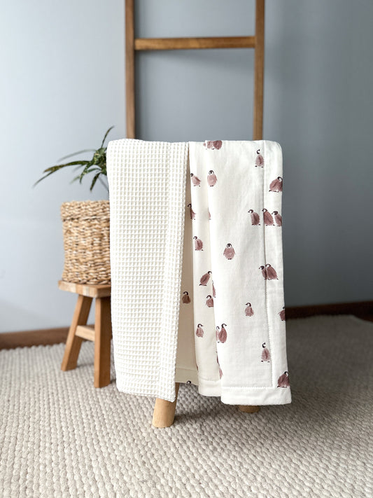Baby waffle blanket with Pinguins