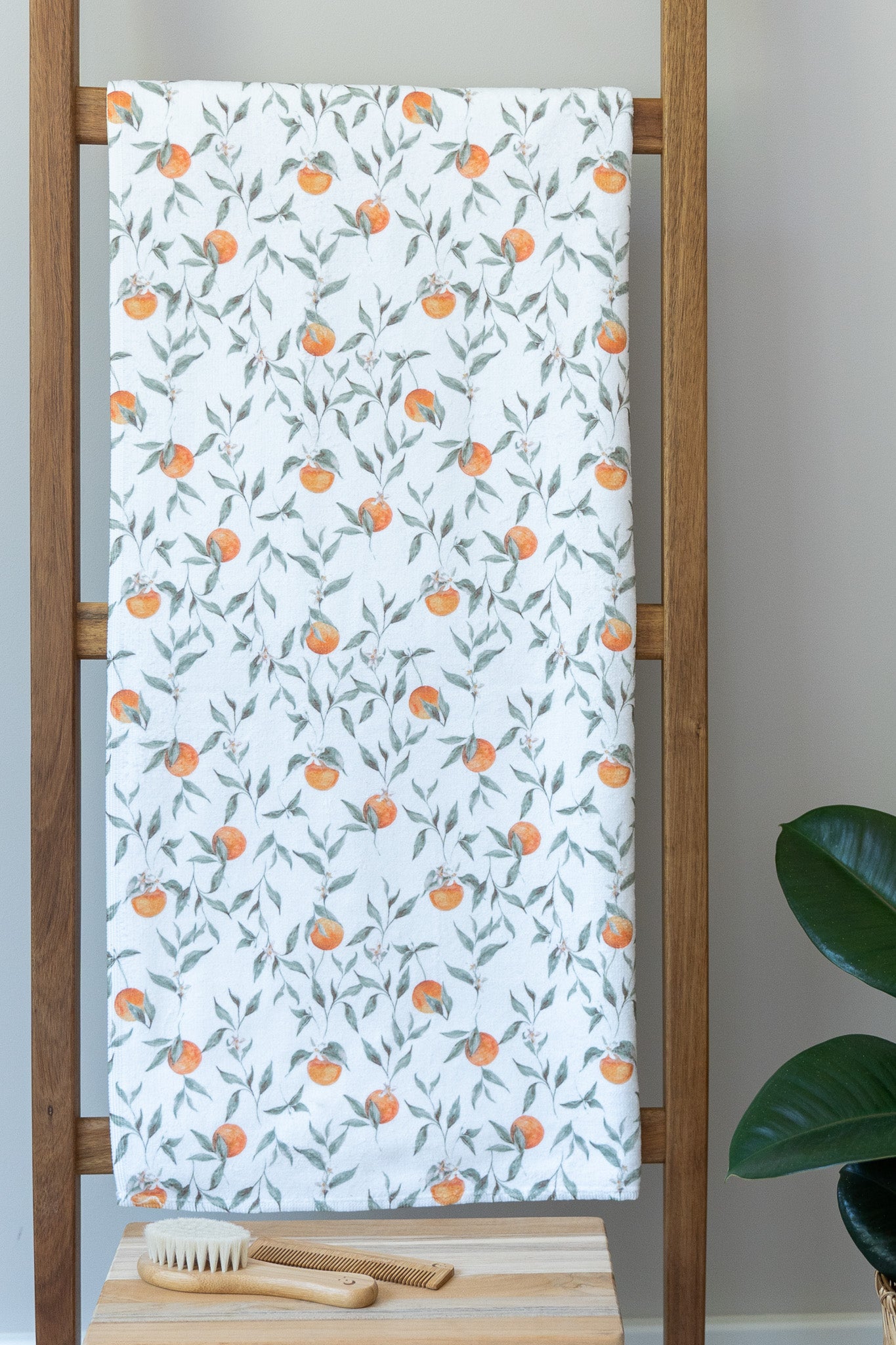Baby towel with oranges