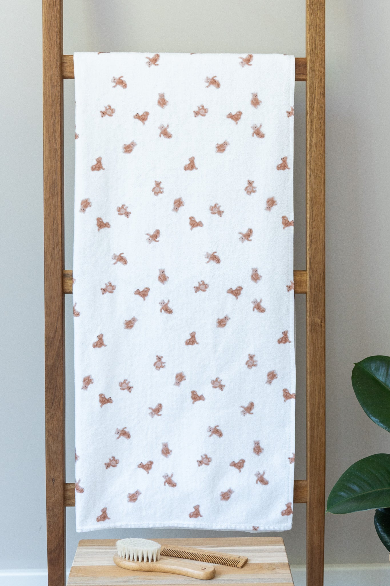 Baby terry towel with teddy bears